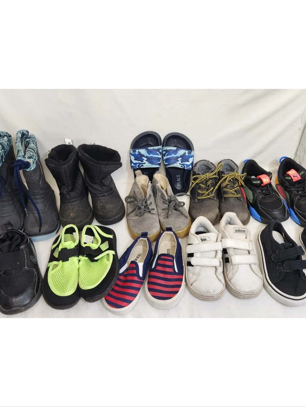 11 Pairs Of Toddler Boys Size 6-7 Shoes Boots Sandals Sneakers
